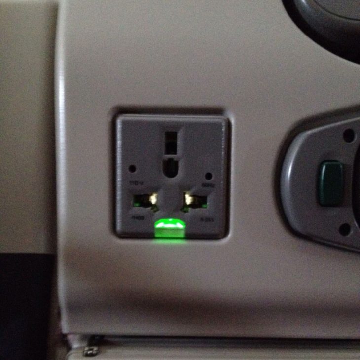airplane outlet